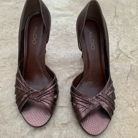 Chocolate peep toe heels - Picture 2 of 9